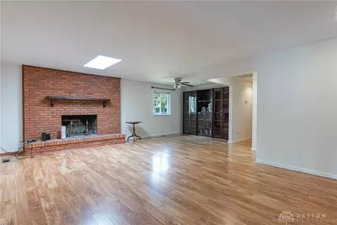 4725 Briar Knoll Dr, Kettering, OH 45429 photo 11