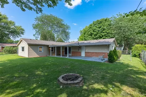 4725 Briar Knoll Dr, Kettering, OH 45429 photo 4
