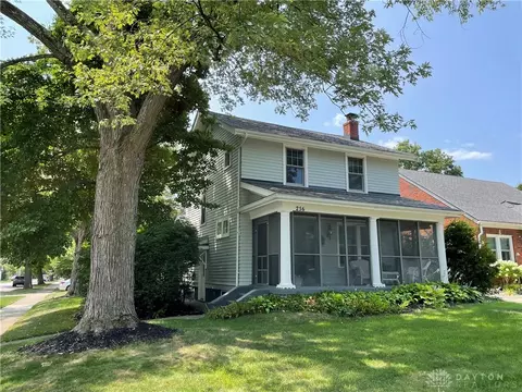 256 Aberdeen Ave, Oakwood, OH 45419