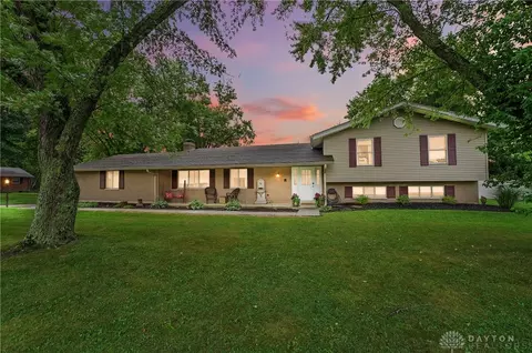 6001 Cobbleskill Ct, Centerville, OH 45459