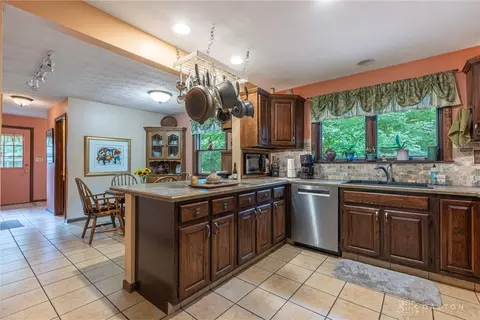 Kitchen - 7800 Stanley Mill Dr, Centerville, OH 45459 photo 1 of 2