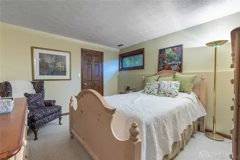 Bedroom - 7800 Stanley Mill Dr, Centerville, OH 45459 photo 4 of 4