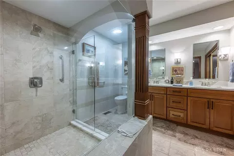 Bath - 7800 Stanley Mill Dr, Centerville, OH 45459 photo 2 of 6