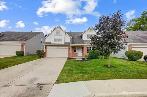 7158 Brookmeadow Dr, Centerville, OH 45459