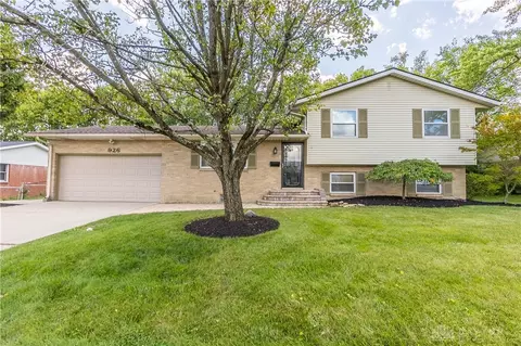 926 Taylorsview Dr, Vandalia, OH 45377