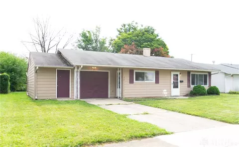 418 Gruen Dr, Springfield, OH 45505 photo 2