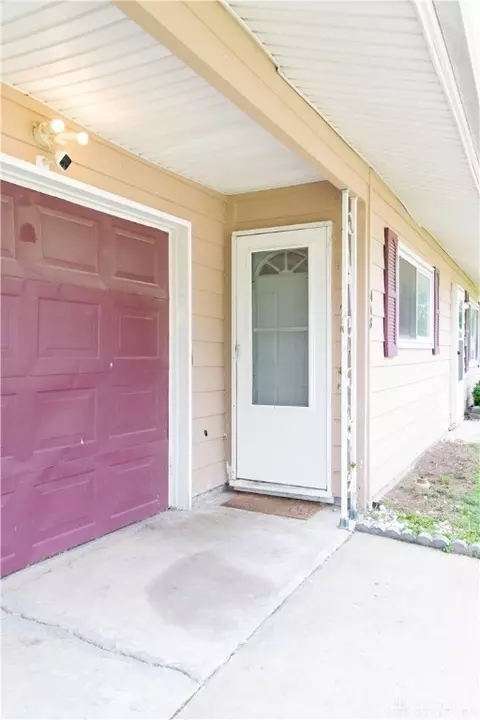 418 Gruen Dr, Springfield, OH 45505 photo 17