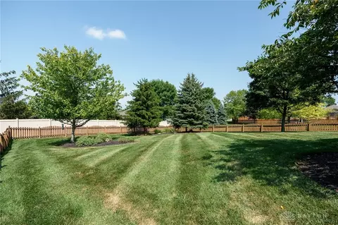 233 Crown Pt, Centerville, OH 45458 photo 33