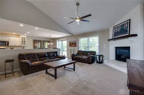 233 Crown Pt, Centerville, OH 45458 photo 8