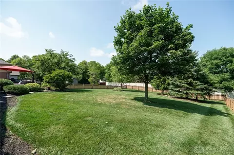 233 Crown Pt, Centerville, OH 45458 photo 35