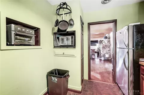 Kitchen - 2259 E Alex Bell Rd, Centerville, OH 45459 photo 6 of 6