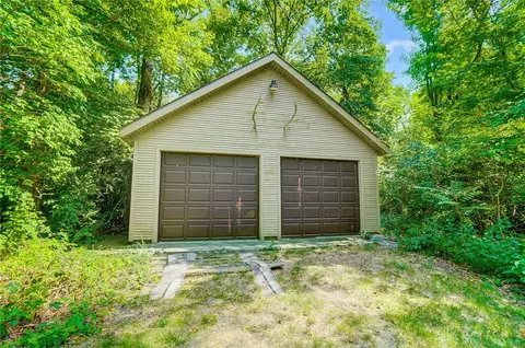 Exterior - 2259 E Alex Bell Rd, Centerville, OH 45459 photo 4 of 21