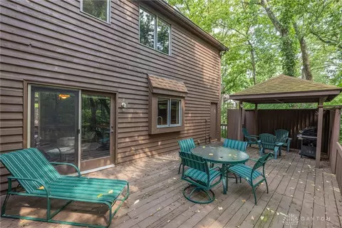 Exterior - 8231 Rhine Way, Centerville, OH 45458 photo 6 of 12