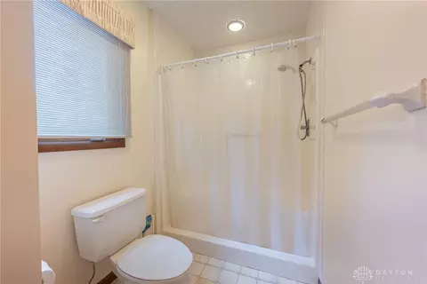 Bath - 8231 Rhine Way, Centerville, OH 45458 photo 2 of 6