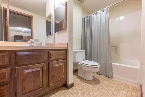 Bath - 8231 Rhine Way, Centerville, OH 45458 photo 6 of 6