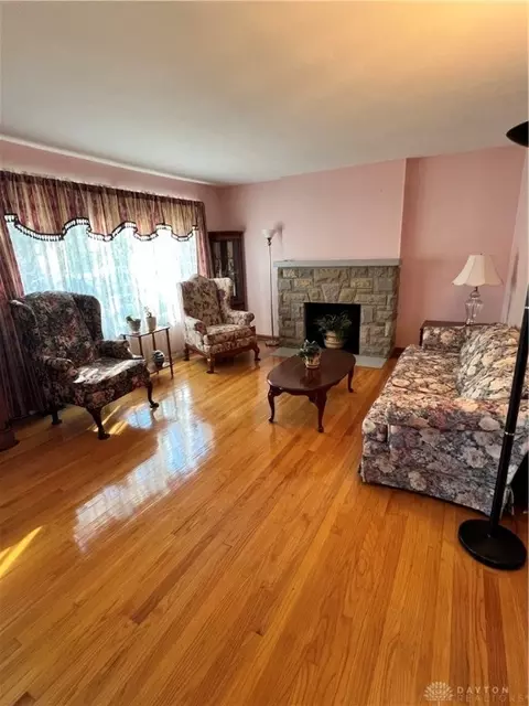 941 Gardner Rd, Kettering, OH 45429 photo 5