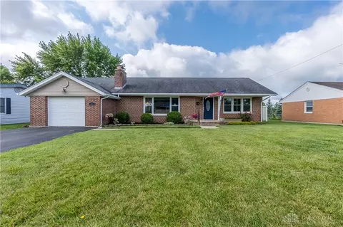 18 March Ave, Brookville, OH 45309