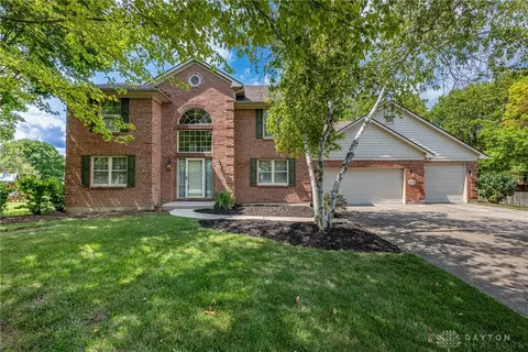 9711 Glenfield Ct, Washington Township, OH 45458