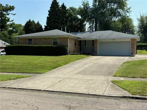 4680 Ridgebury Dr, Dayton, OH 45440