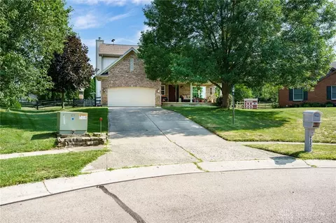 9220 Amchar Ct, Centerville, OH 45458 photo 2