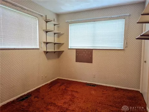 Bedroom - 2708 Woodthrush Rd, Springfield, OH 45502 photo 1 of 7