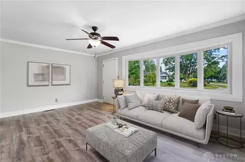 Living - 2616 Danz Ave, Kettering, OH 45420 photo 3 of 4