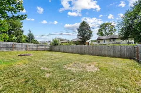 Exterior - 2616 Danz Ave, Kettering, OH 45420 photo 6 of 7