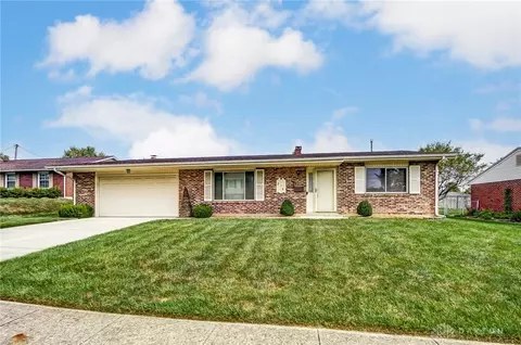 316 Highland Dr, Englewood, OH 45322