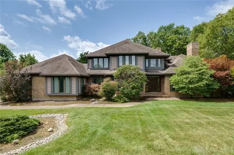 2537 Indian Wells Trl, Xenia, OH 45385