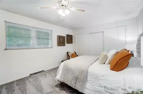 Bedroom - 3140 Grist Mill Ct, Kettering, OH 45409 photo 6 of 7