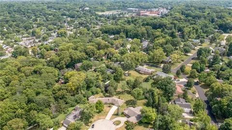 View/Area - 3140 Grist Mill Ct, Kettering, OH 45409 photo 4 of 5
