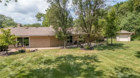 Exterior - 3140 Grist Mill Ct, Kettering, OH 45409 photo 18 of 18