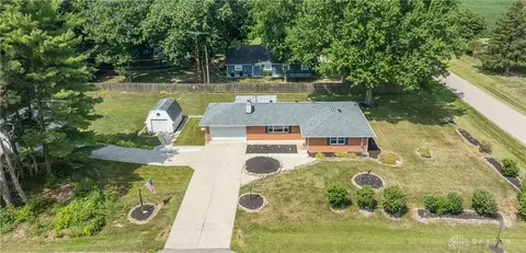 4720 Rosedale Ave, Tipp City, OH 45371
