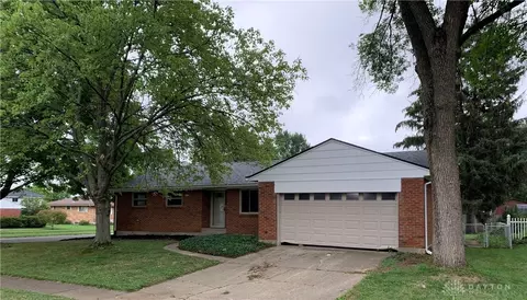 4424 Andrea Dr, Dayton, OH 45429