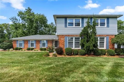 2498 Owlcrest Dr, Cincinnati, OH 45231