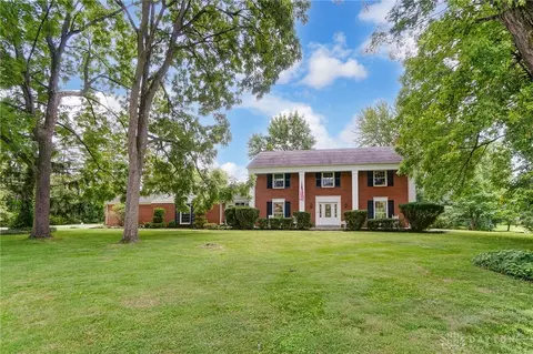 9720 Sheehan Rd, Washington Township, OH 45458