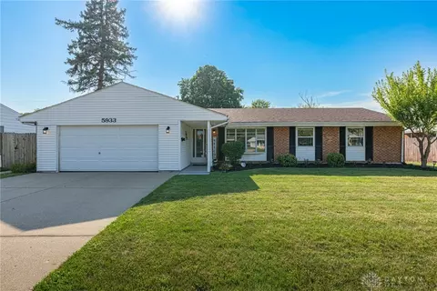 5933 Carnation Rd, Dayton, OH 45449