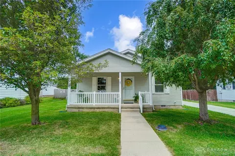 67 Adams St, Jamestown, OH 45335