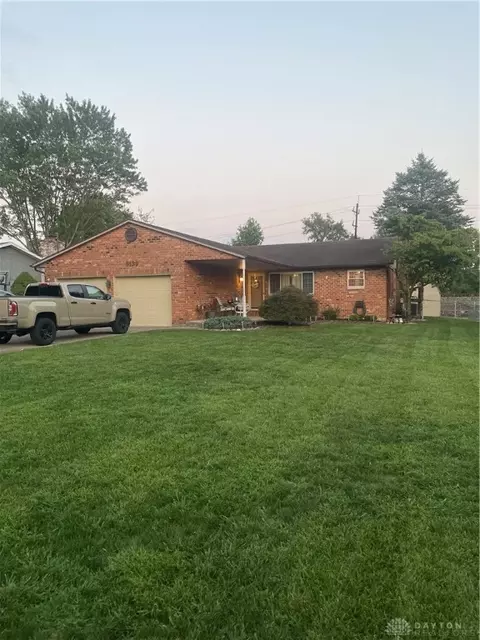 8139 Meadowlark Dr, Carlisle, OH 45005