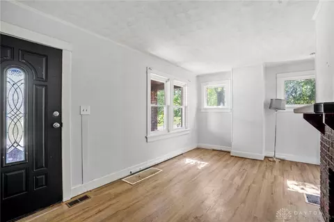 Living - 1833 Hazel Ave, Dayton, OH 45420 photo 2 of 4