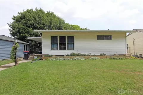 759 Gordon St, Piqua, OH 45356