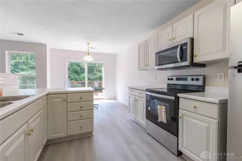 1500 Doddington Rd, Kettering, OH 45409 photo 10