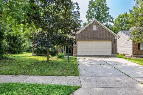 1500 Doddington Rd, Kettering, OH 45409