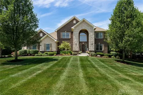 10951 Cold Spring Dr, Washington Township, OH 45458