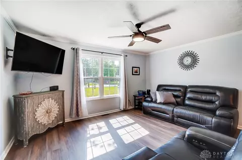Living - 6339 Manete St, Springfield, OH 45502 photo 1 of 1