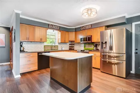 Kitchen - 6339 Manete St, Springfield, OH 45502 photo 1 of 6