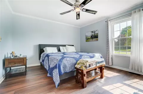 Bedroom - 6339 Manete St, Springfield, OH 45502 photo 1 of 7