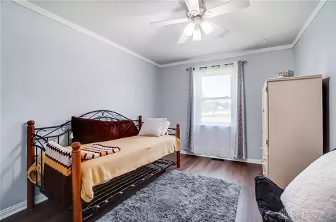 Bedroom - 6339 Manete St, Springfield, OH 45502 photo 4 of 7