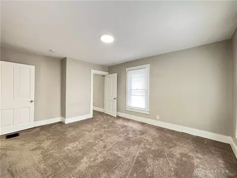 Bedroom - 423 Pershing Ave, Hamilton, OH 45011 photo 2 of 16