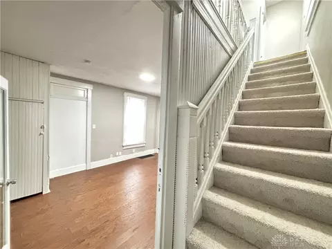 Entry Way - 423 Pershing Ave, Hamilton, OH 45011 photo 5 of 6